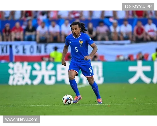 孔德领衔法国后防，实力与经验并重助力球队